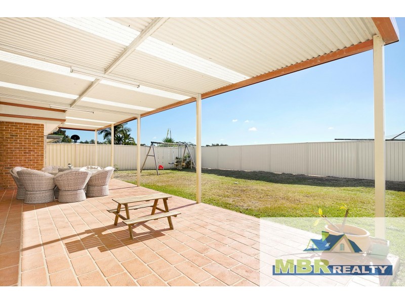 13 Hartog Drive, Werrington County NSW 2747