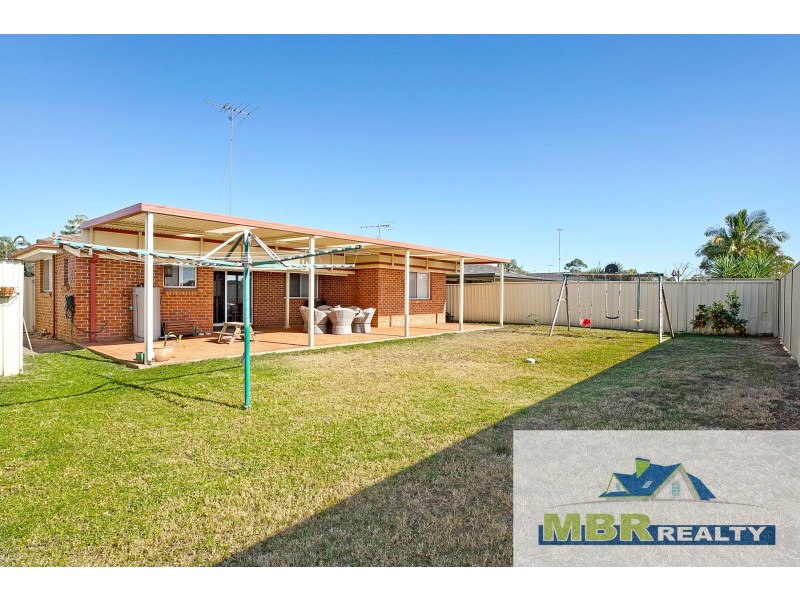 13 Hartog Drive, Werrington County NSW 2747