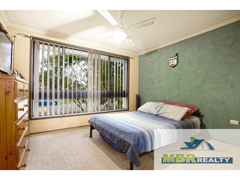38 Leicester Way, St Clair NSW 2759