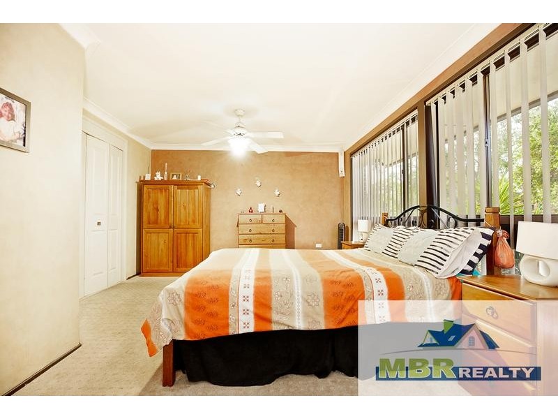 38 Leicester Way, St Clair NSW 2759