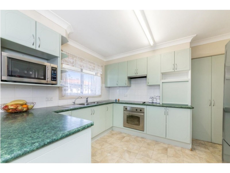 41 Barlow Street, Cambridge Park NSW 2747