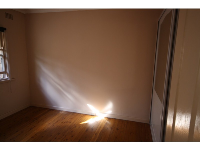 42 Coreen Avenue, Penrith NSW 2750