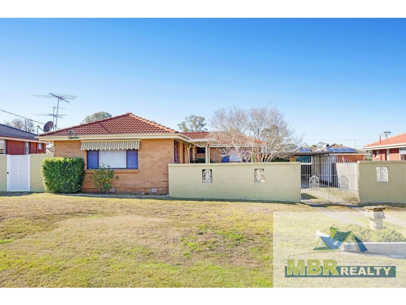 11 Jordon Street, Cambridge Park NSW 2747