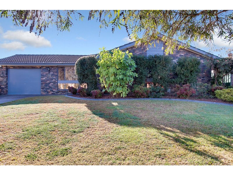 14 Thomas Bell Avenue, Werrington County NSW 2747