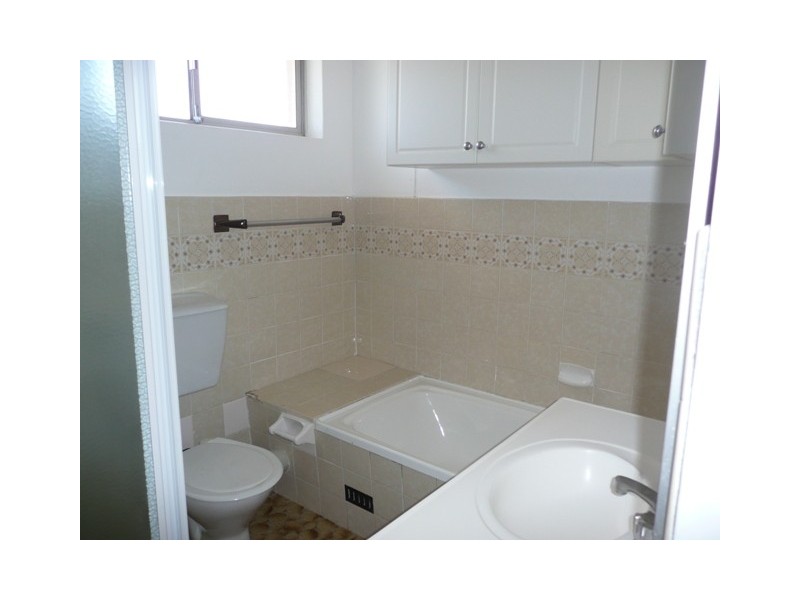 3/211 Derby Street, Penrith NSW 2750