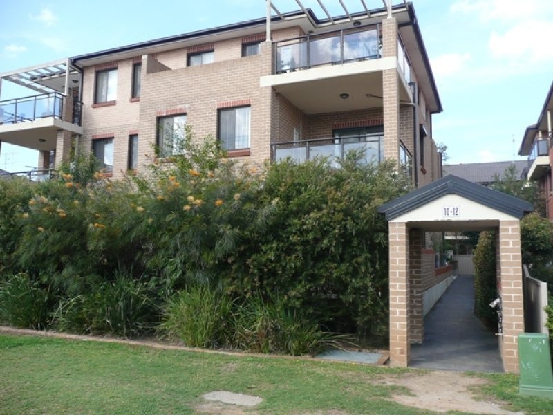 12/10-12 Regentville Road, Jamisontown NSW 2750