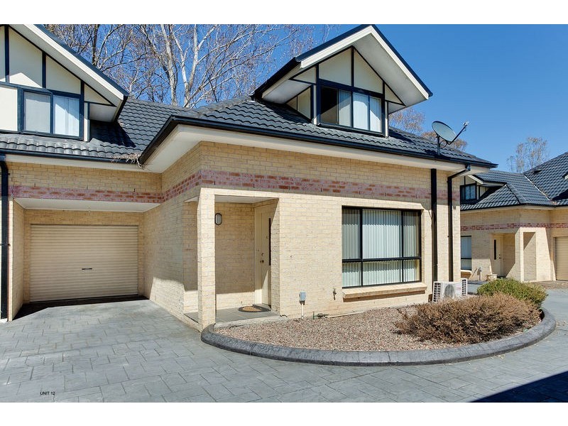 11/27 Barlow Street, Cambridge Park NSW 2747