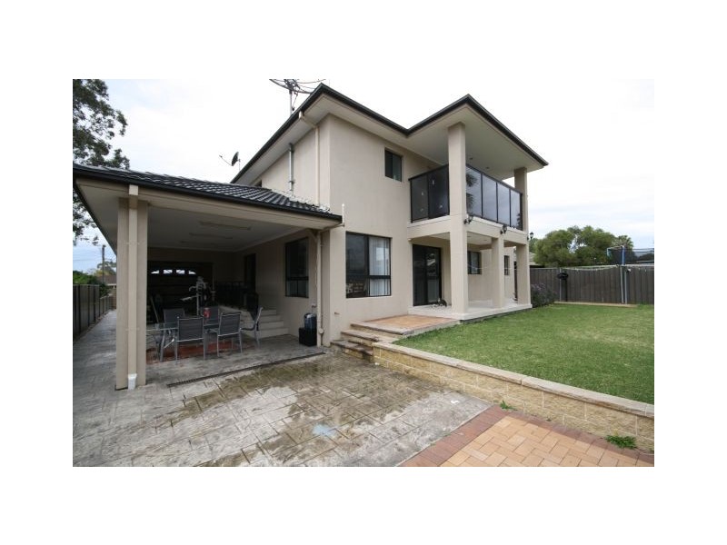 11 Haining Street, Cambridge Park NSW 2747