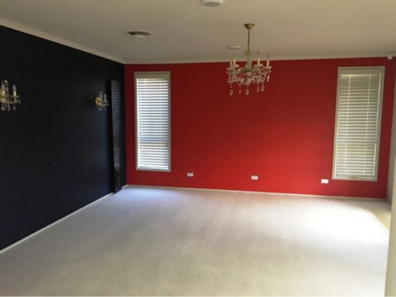 5 Guru Place, Glenmore Park NSW 2745