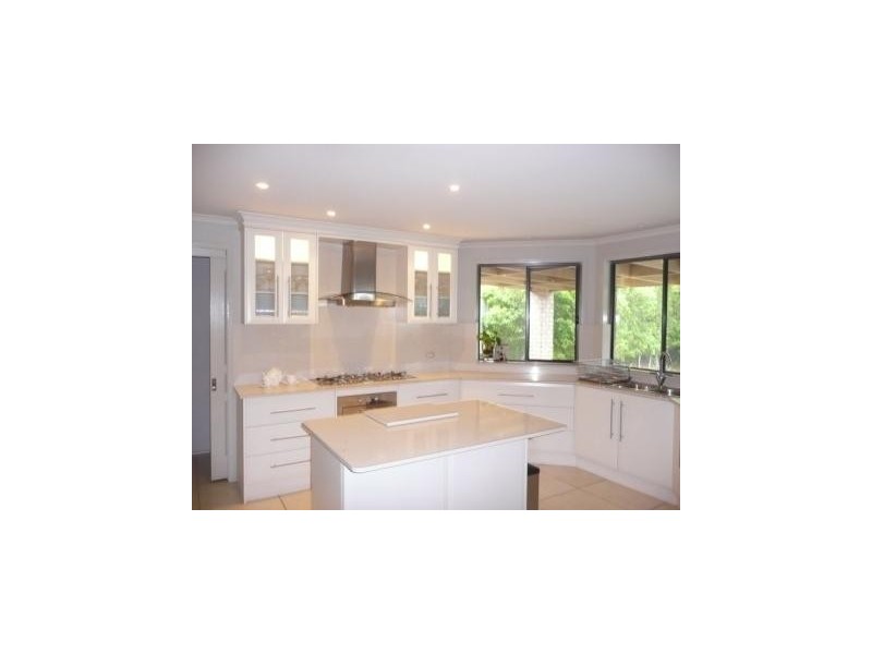 5 Guru Place, Glenmore Park NSW 2745