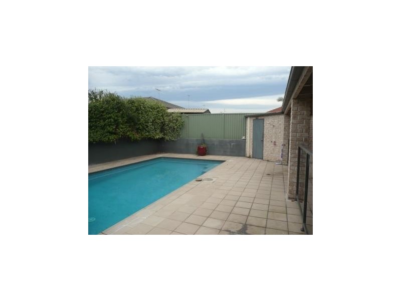 5 Guru Place, Glenmore Park NSW 2745