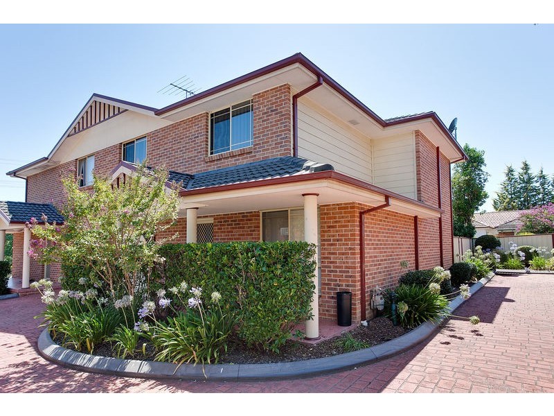 2/98 Cox Avenue, Penrith NSW 2750