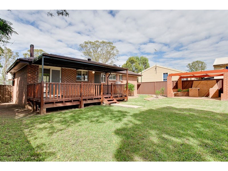 33 Oxford Street, Cambridge Park NSW 2747