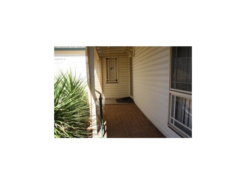 2/134 Oxford Street, Cambridge Park NSW 2747