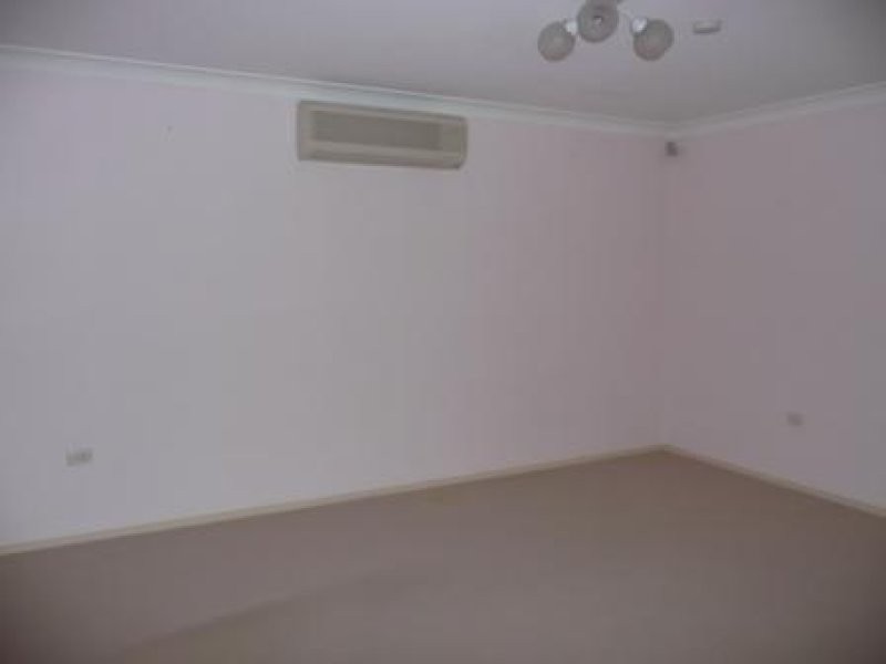 28 Watson Drive, Penrith NSW 2750