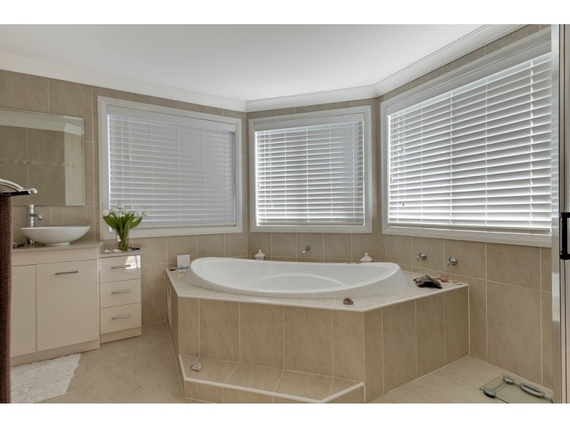 Claremont Meadows NSW 2747