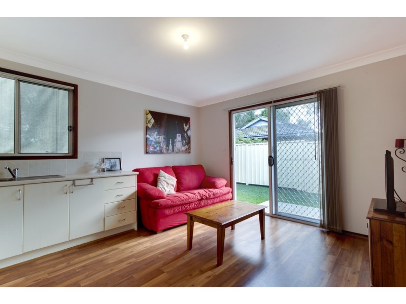 33 Solander Drive, St Clair NSW 2759