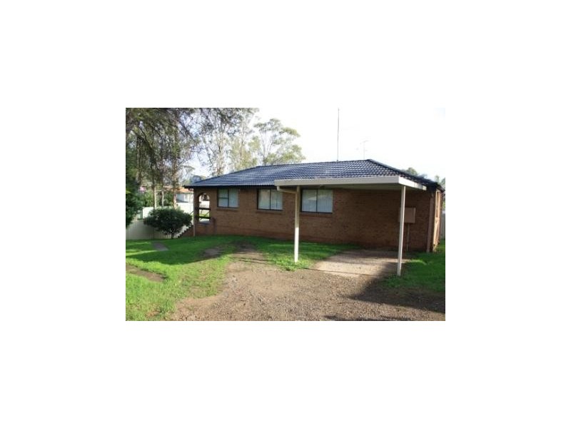 81 Farmview Drive, Cranebrook NSW 2749