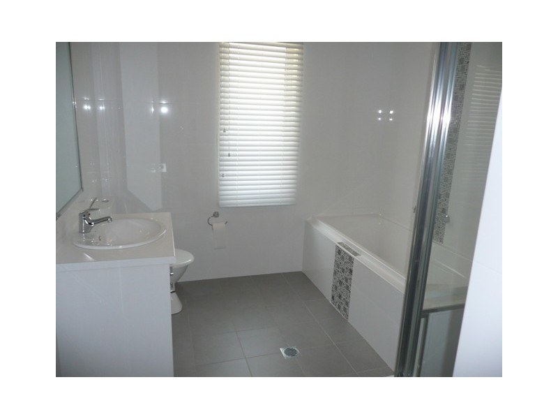 72 Fowler Street, Claremont Meadows NSW 2747