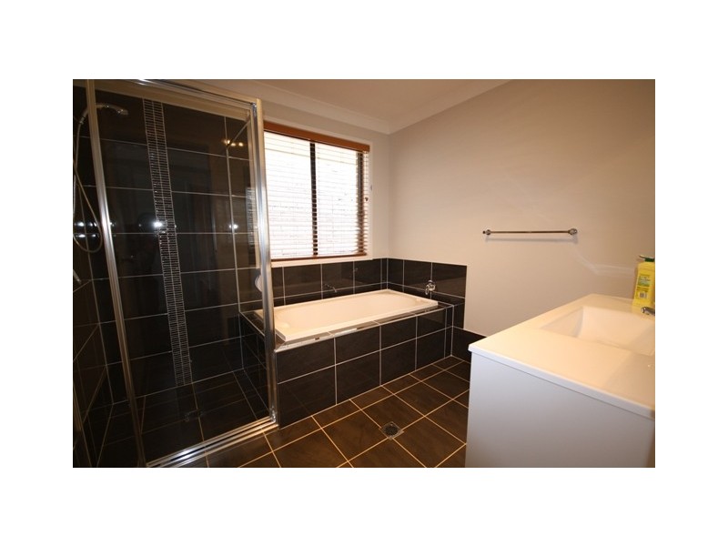 125 Glenmore Ridge Drive, Glenmore Park NSW 2745