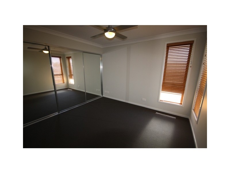 125 Glenmore Ridge Drive, Glenmore Park NSW 2745