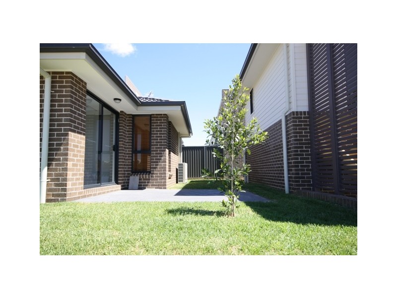 125 Glenmore Ridge Drive, Glenmore Park NSW 2745