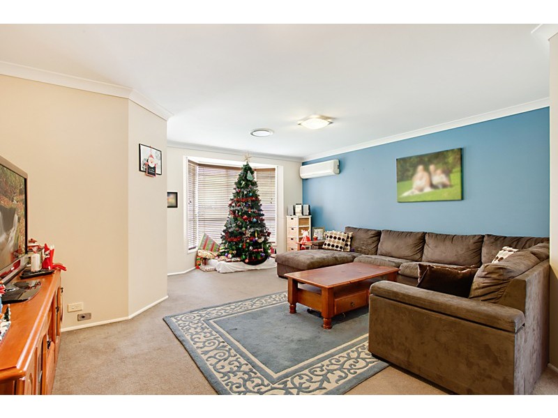10 Gunara Terrace, Glenmore Park NSW 2745