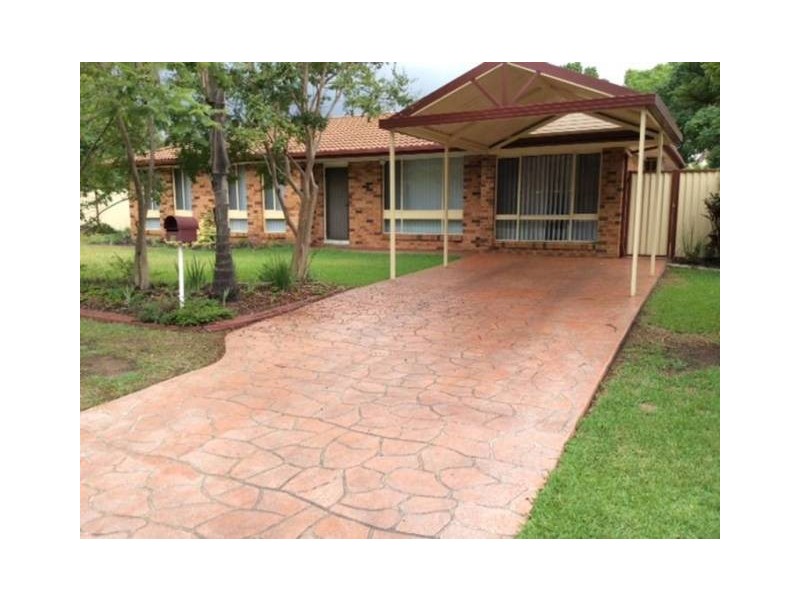 19 Karen Court, Cranebrook NSW 2749