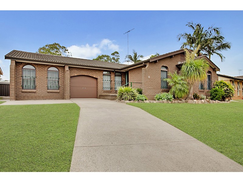 18 Henderson Crescent, Jamisontown NSW 2750
