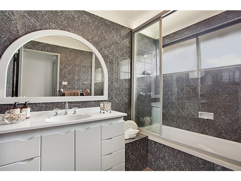 18 Henderson Crescent, Jamisontown NSW 2750