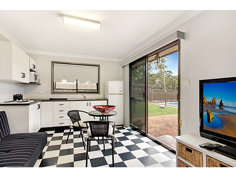 18 Henderson Crescent, Jamisontown NSW 2750