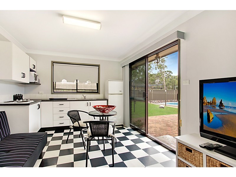 18 Henderson Crescent, Jamisontown NSW 2750