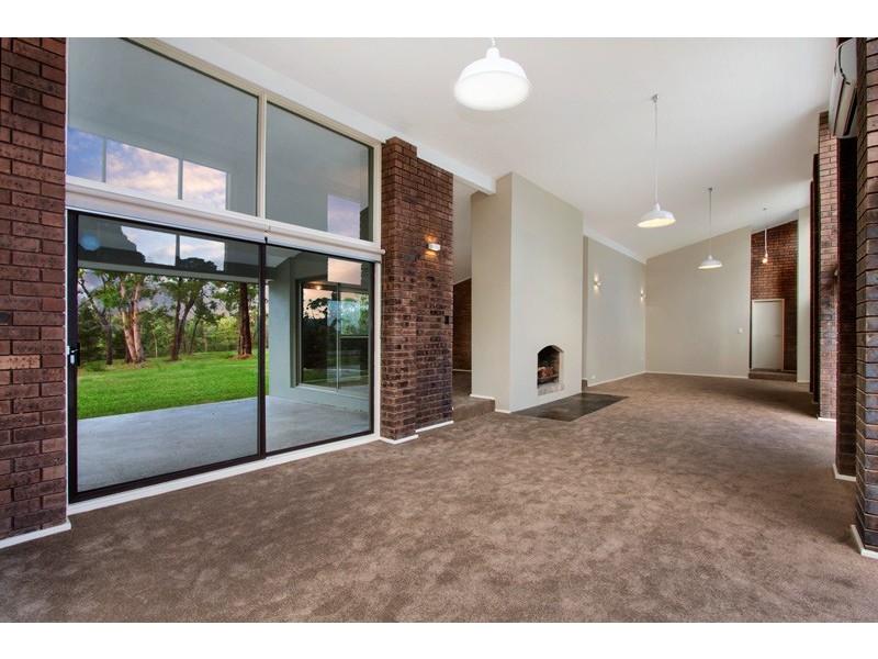 17 Rock Wallaby Way, Blaxland NSW 2774