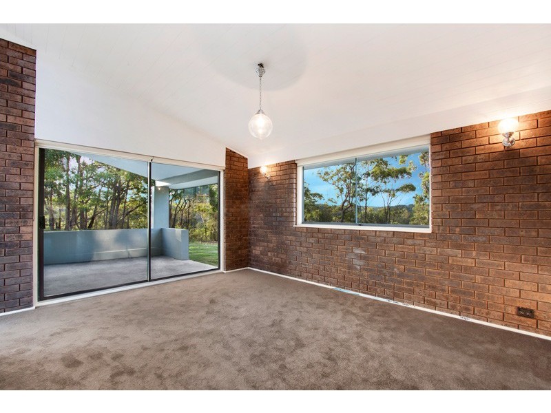 17 Rock Wallaby Way, Blaxland NSW 2774