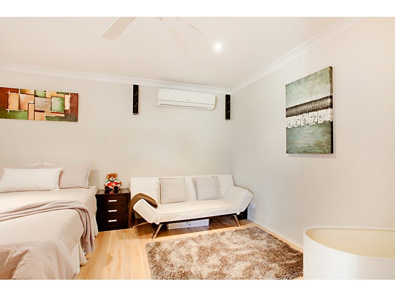 8 Dulhunty Court, Cranebrook NSW 2749