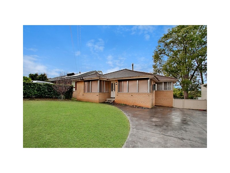 6 Parkwood Grove, Emu Heights NSW 2750