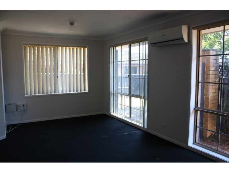 12 Rabat Close, Cranebrook NSW 2749