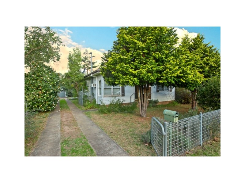 4 Worth Street, Penrith NSW 2750