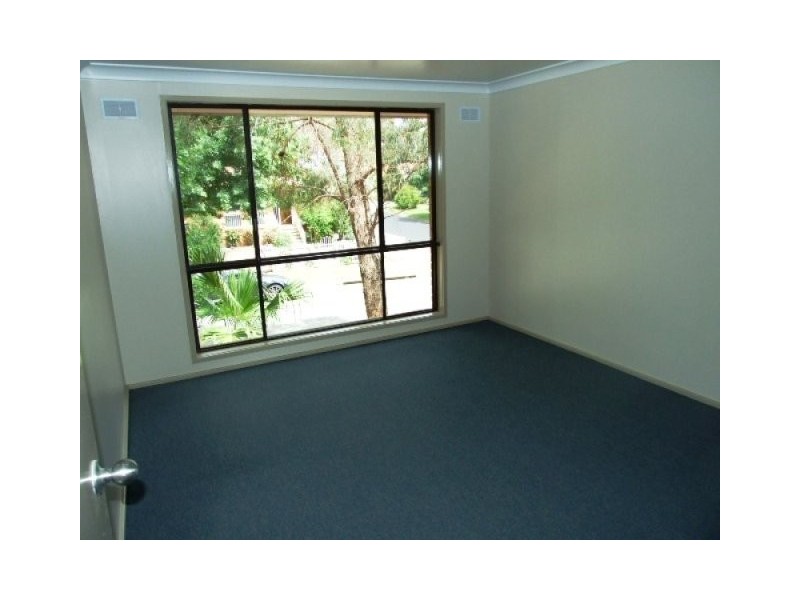 24 Soling Crescent, Cranebrook NSW 2749