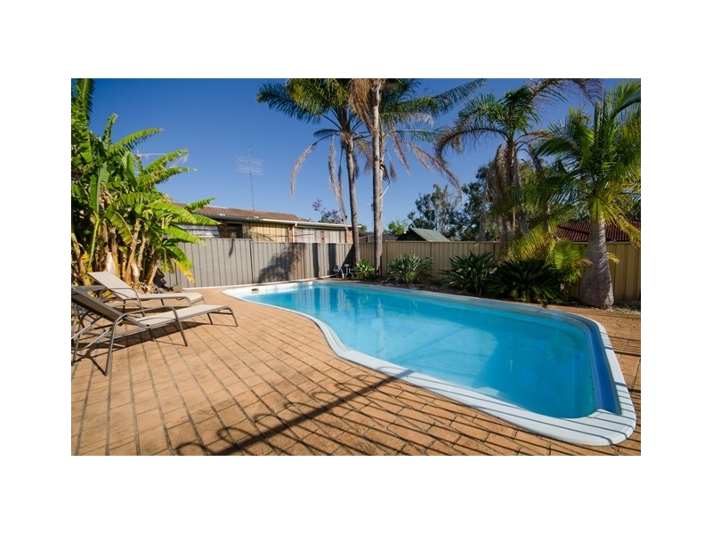 4 Darri Avenue, South Penrith NSW 2750