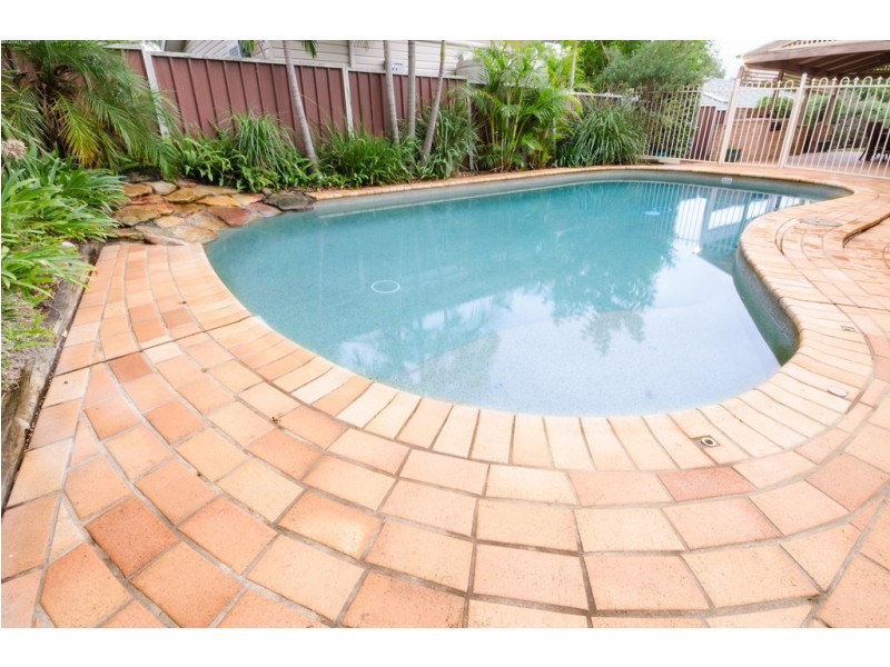 11 Cliff Place, Cranebrook NSW 2749