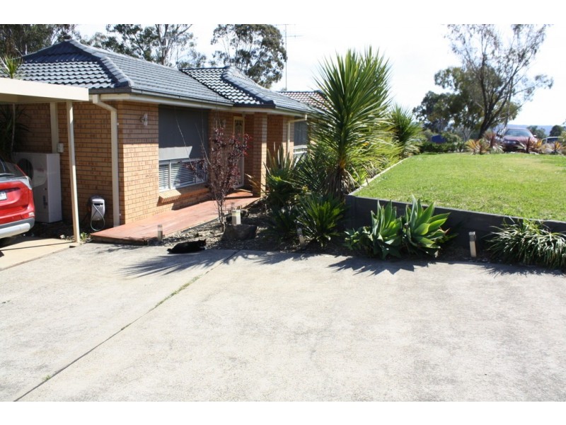 8 Dulhunty Count, Cranebrook NSW 2749