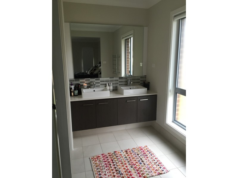 11 Shellbourne Place, Cranebrook NSW 2749