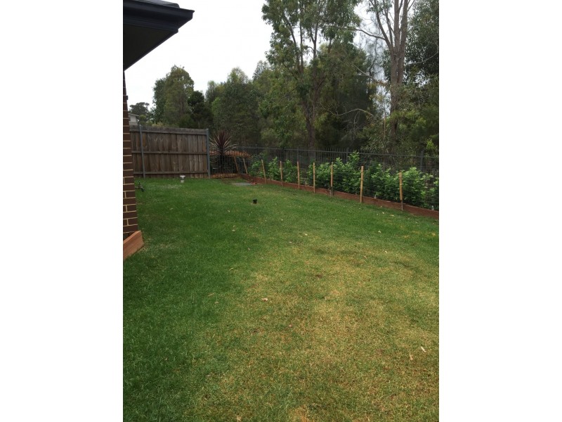 11 Shellbourne Place, Cranebrook NSW 2749