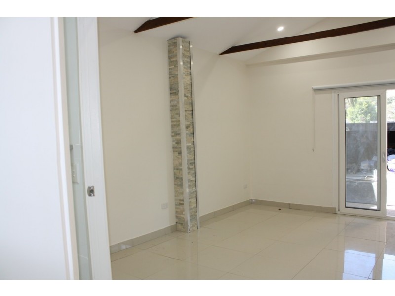 40A SUTTON ST, Cambridge Park NSW 2747