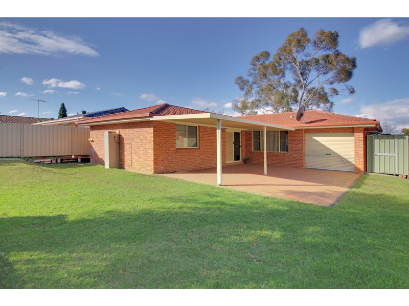 18 Adrienne Street, Glendenning NSW 2761