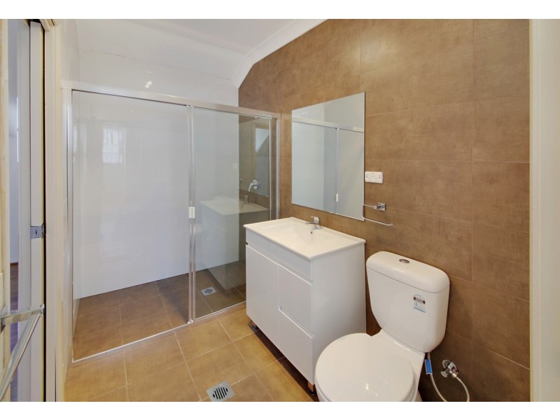 4/17 Carinya Road, Girraween NSW 2145