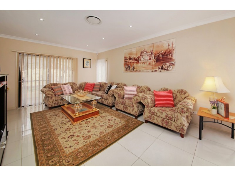 1 Madrid Place, Glendenning NSW 2761