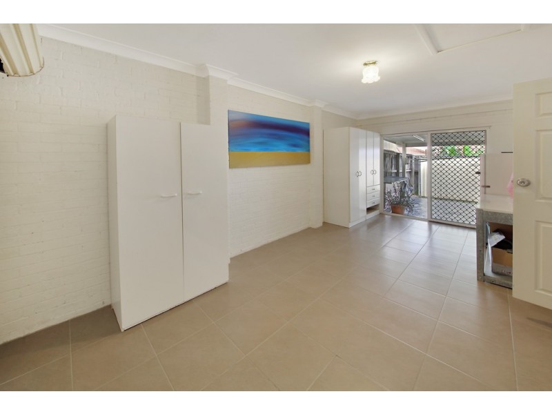 10 Masiku Pl, Glendenning NSW 2761