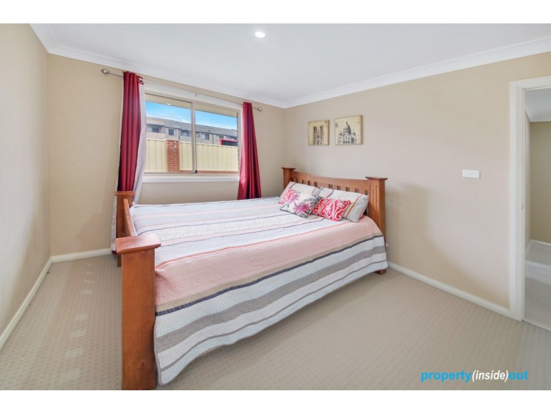 16 Firetail Grove, Plumpton NSW 2761